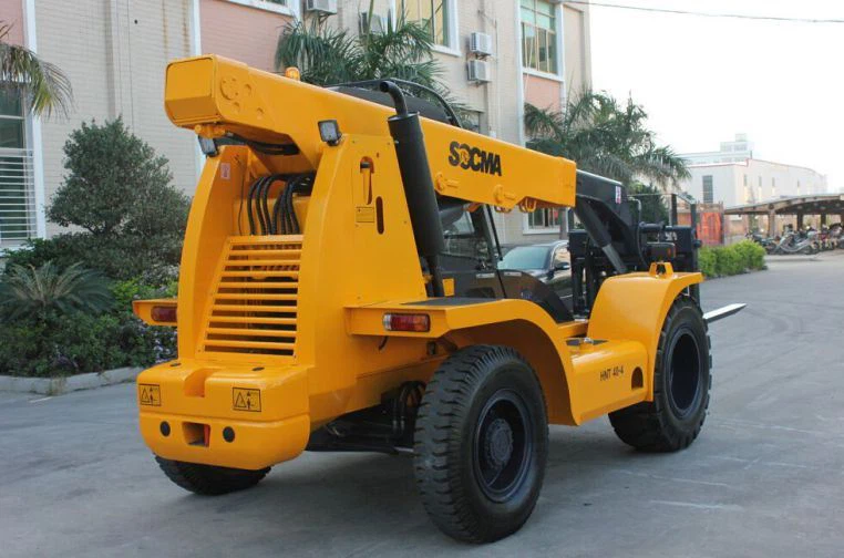 China Customized SOCMA 4.0 Ton Telescopic Forklift For Construction ...