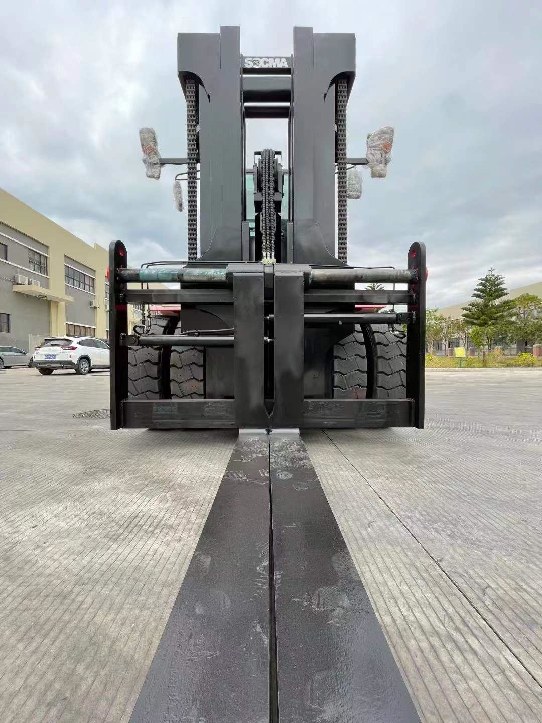 15ton electric forklift (2)
