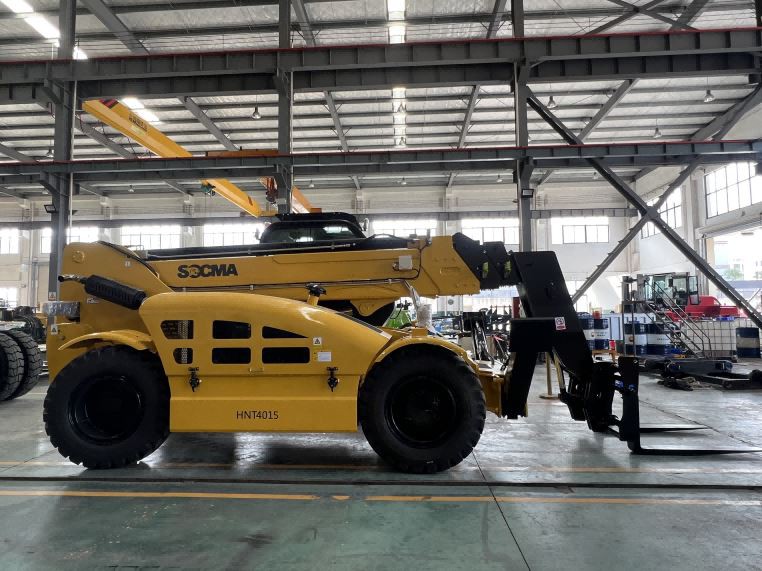 China Customized 4 Ton 15 Meters Telescopic Forklift SOCMA Machine ...