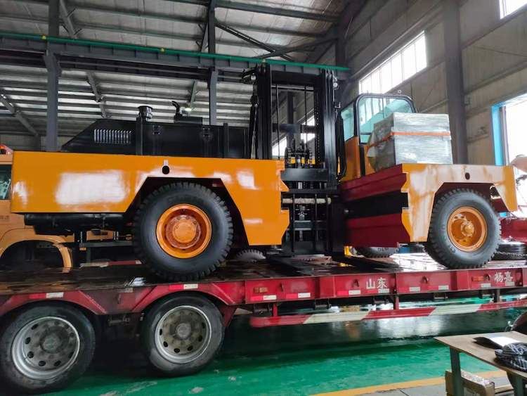 side load forklift7 side load forklift7