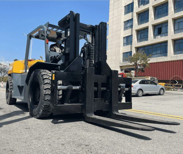 China Customized SOCMA 10 Tons 10t Low Mast Container Mast Forklift