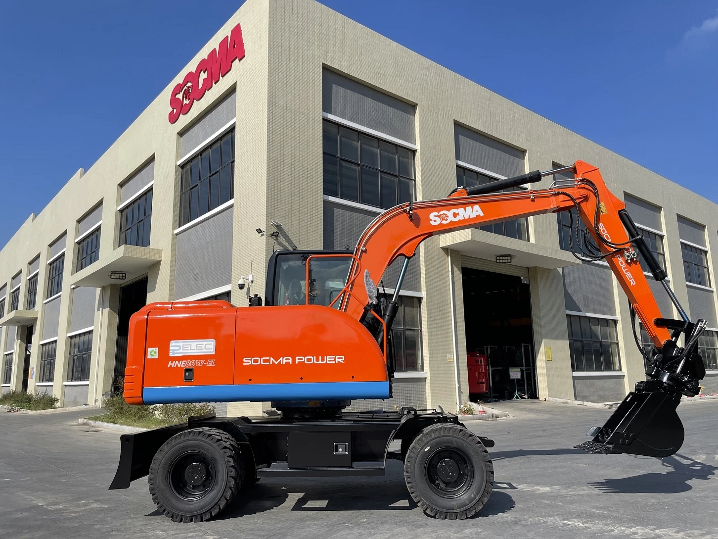 battery powered excavator
