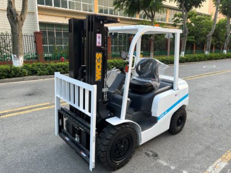 3 ton forklift 1