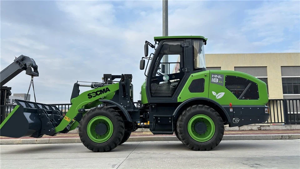 1.8 Ton Electric Mini Loader 4x4 Wheel Drive