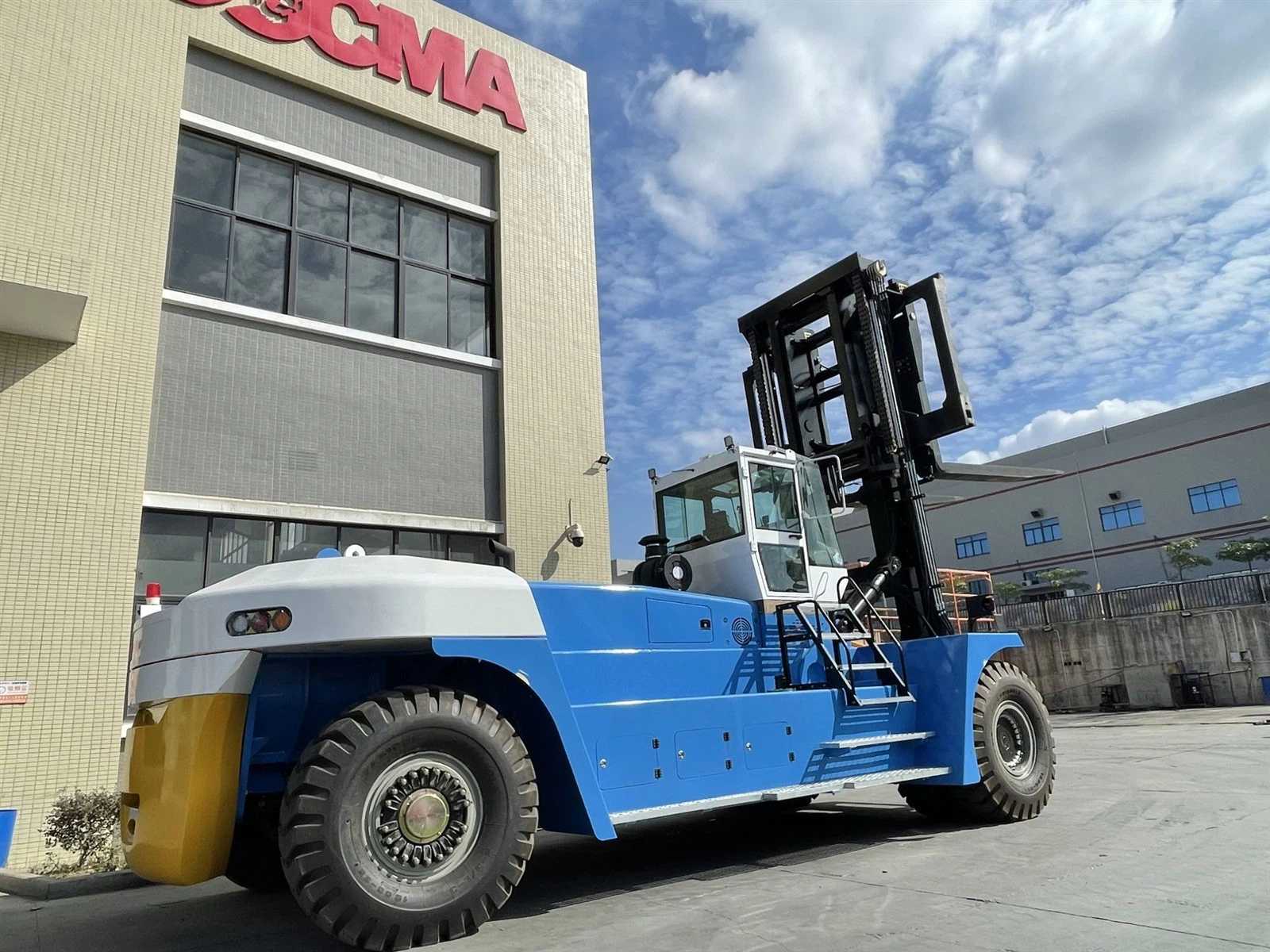 50ton forklift 4 50ton forklift 4