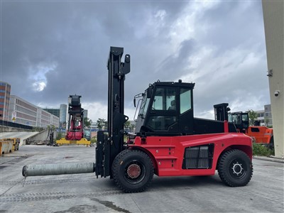 SOCMA 12 Ton Electric Forklift