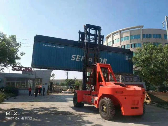 SOCMA 35T Heavy Duty Forklift