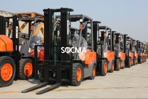 2.5t Forklift With Gasoline Power