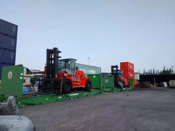 25 Ton Diesel Heavy Forklift Truck Color Red