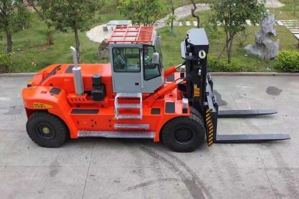 25 Ton Diesel Heavy Forklift Truck Color Red