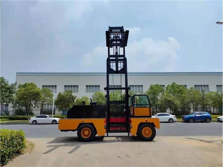 12 Tons Side Loading Forklift