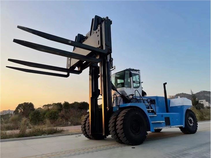 60 Ton Forklift Truck For Wind Turbines