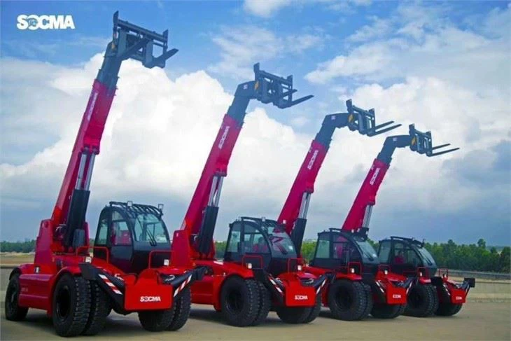 China Customized 7 Ton 17 Meters Telescopic Forklift Truck ...