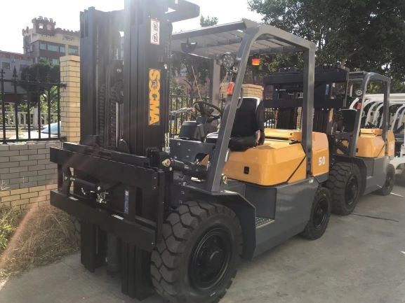 Small 5 Ton Diesel Forklift Work In Container Lift Height 4.5 Meter
