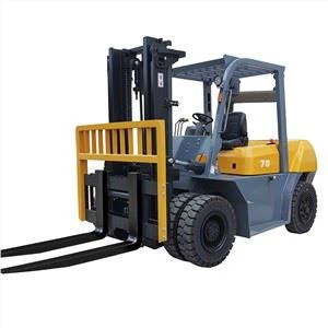 7 Ton Diesel Forklift big joe lift parts Isuzu Engine Work In Warehouse Depot Logistics Center