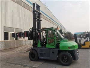 Diesel Forklift With Tire Manipulator