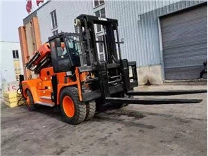 16t Forklift Matched With Knuckled Crane