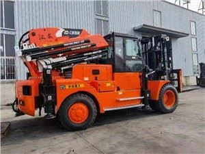 SOCMA 16ton Crane Forklift