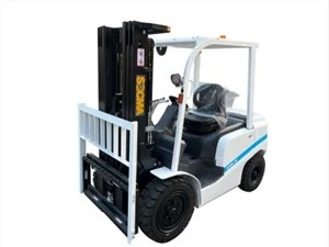 3.5 Ton Diesel Forklift Work in Container